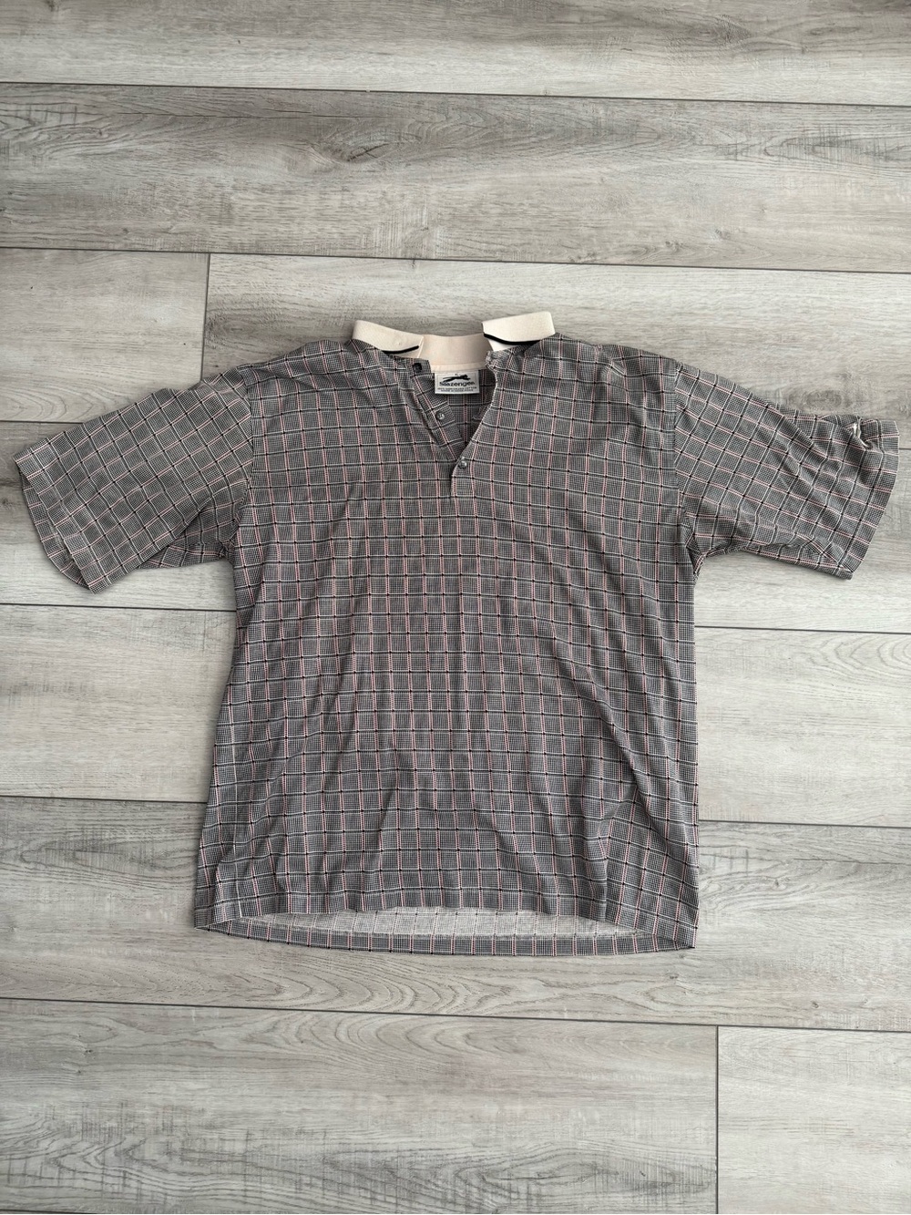 Slazenger Gray Short-Sleeve Polo with Pink Grid
